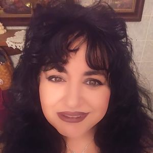 Meet your Posher, Aimee